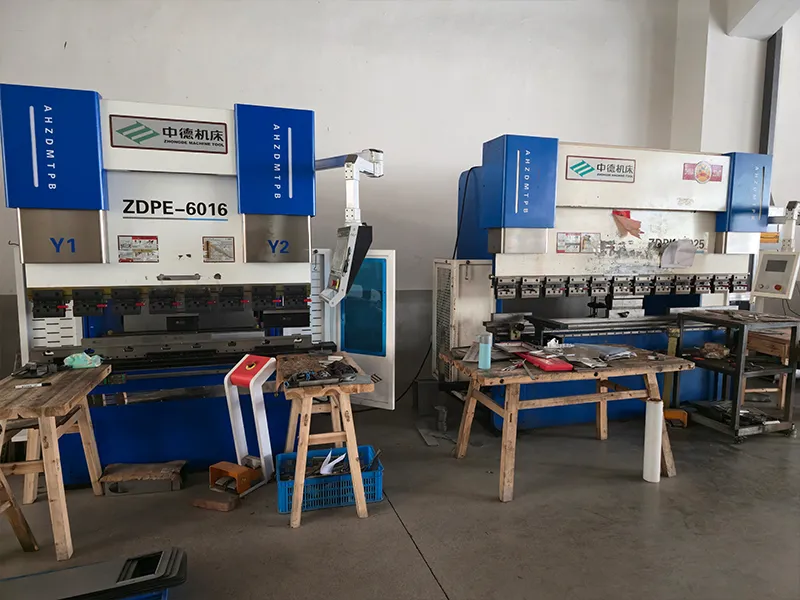 Bending machine